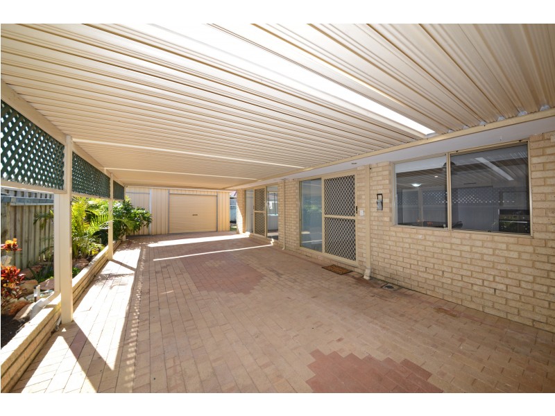 28 Canterbury Circle, Currambine WA 6028