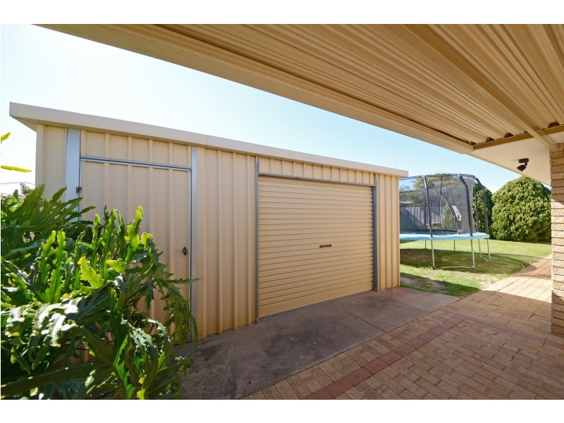28 Canterbury Circle, Currambine WA 6028
