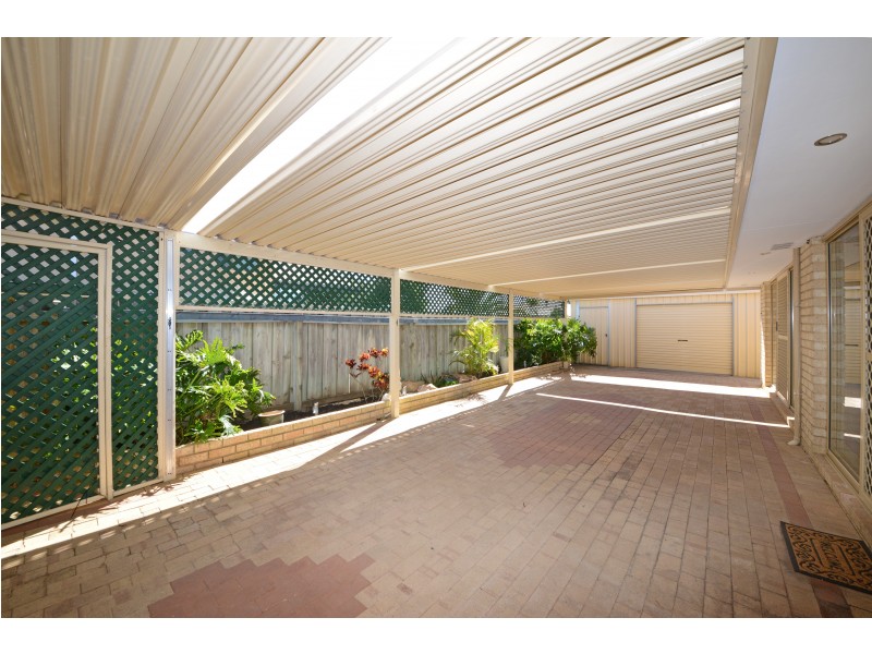 28 Canterbury Circle, Currambine WA 6028