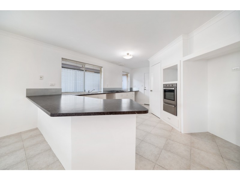 3 Alandale Bend, Banksia Grove WA 6031