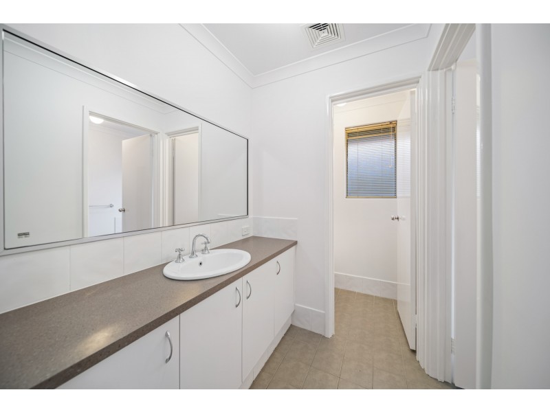 3 Alandale Bend, Banksia Grove WA 6031