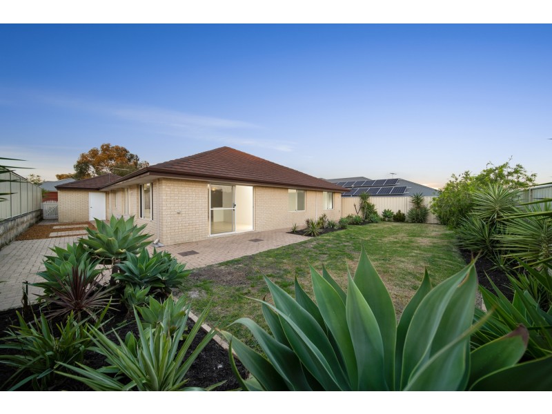 3 Alandale Bend, Banksia Grove WA 6031