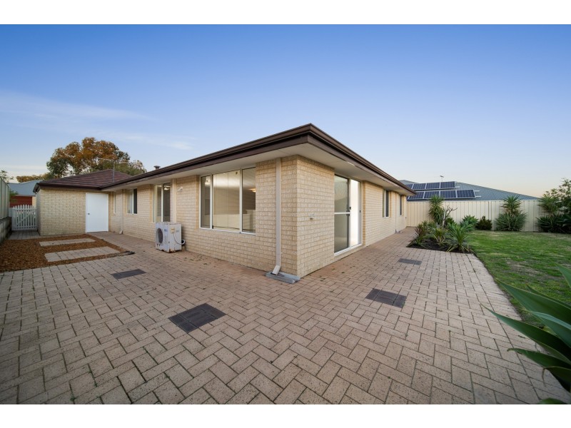 3 Alandale Bend, Banksia Grove WA 6031