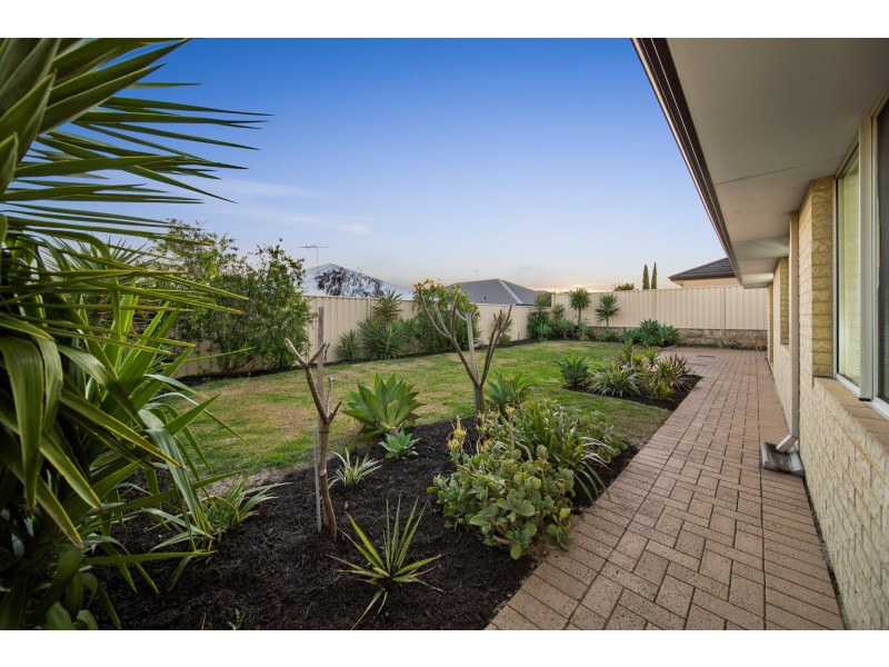 3 Alandale Bend, Banksia Grove WA 6031