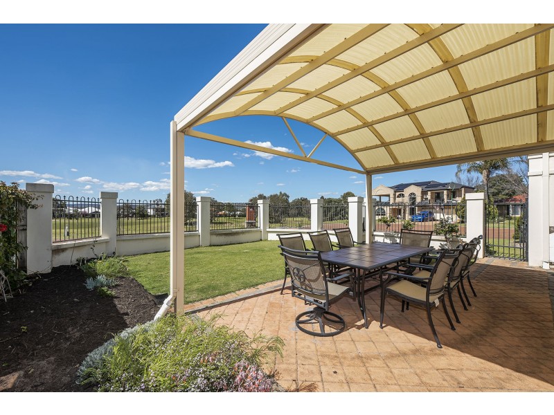 13 Bollinger Close, The Vines WA 6069