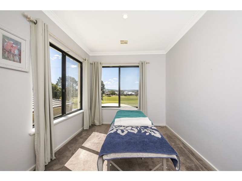 13 Bollinger Close, The Vines WA 6069