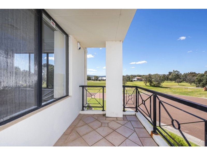 13 Bollinger Close, The Vines WA 6069