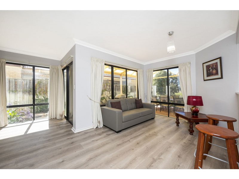 13 Bollinger Close, The Vines WA 6069