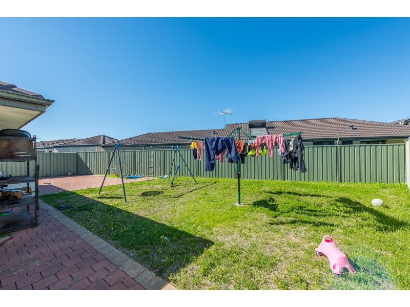 32 Keeble Way, Balga WA 6061