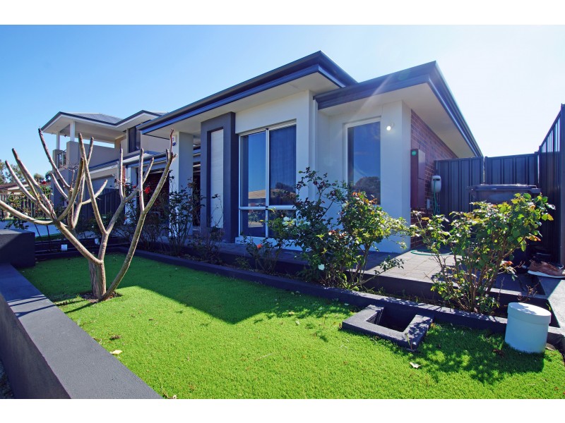 32 Newenden Street, Maddington WA 6109