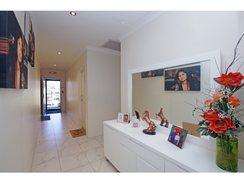 32 Newenden Street, Maddington WA 6109