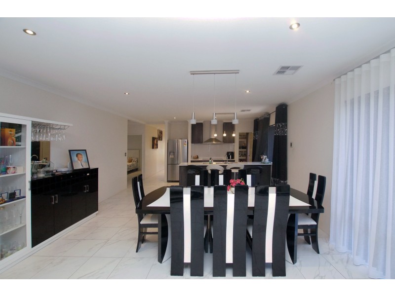 32 Newenden Street, Maddington WA 6109