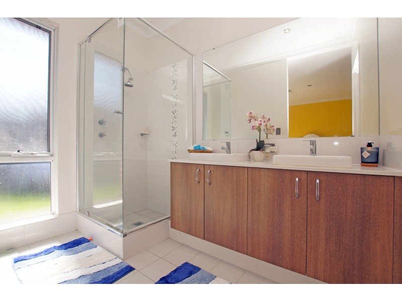 32 Newenden Street, Maddington WA 6109