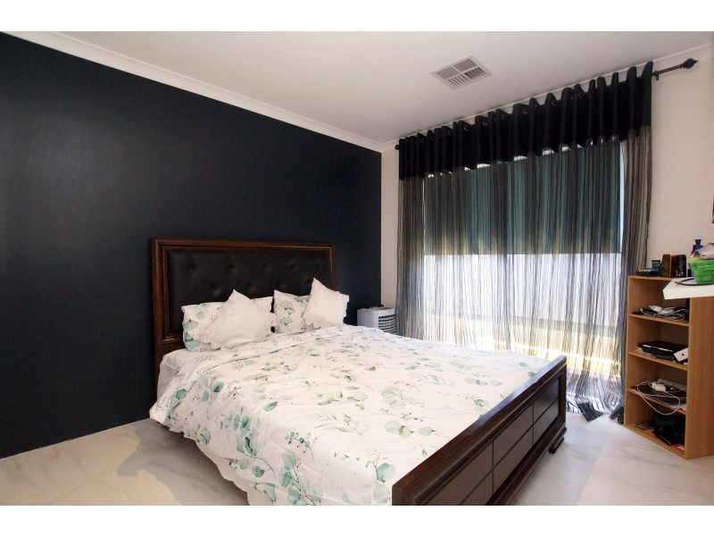 32 Newenden Street, Maddington WA 6109