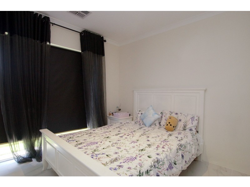 32 Newenden Street, Maddington WA 6109