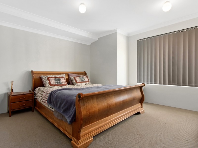 216 Runnymede Gate, Leda WA 6170