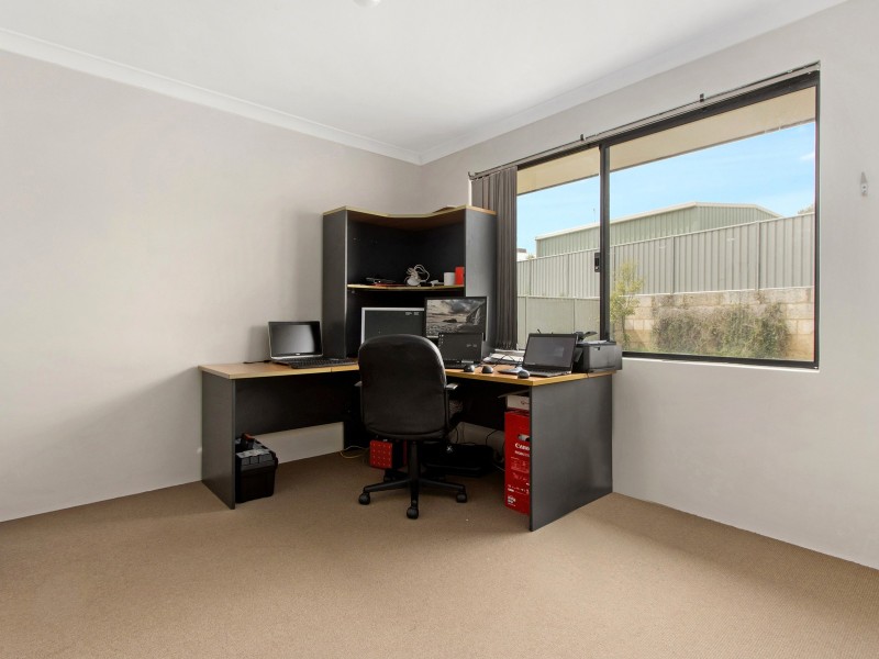 216 Runnymede Gate, Leda WA 6170