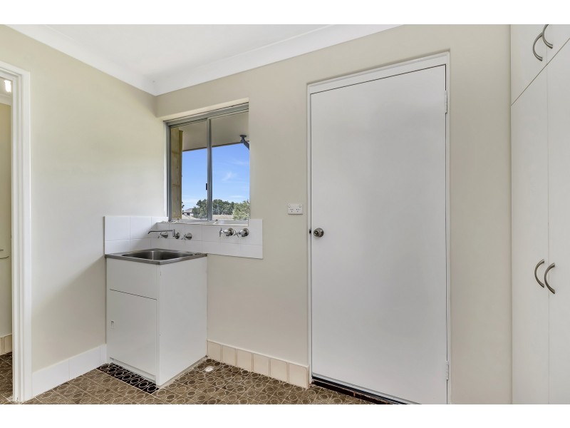 11 Carina Circle, Halls Head WA 6210