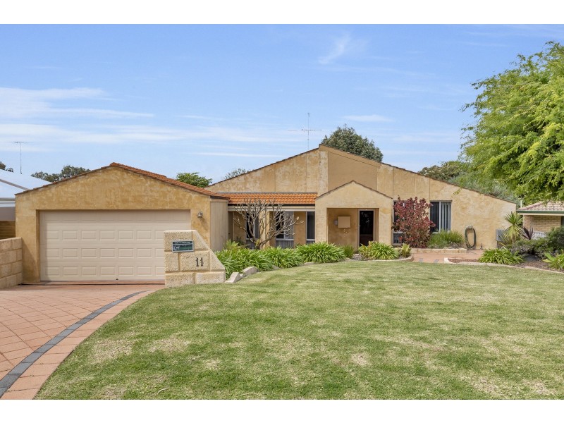 11 Carina Circle, Halls Head WA 6210