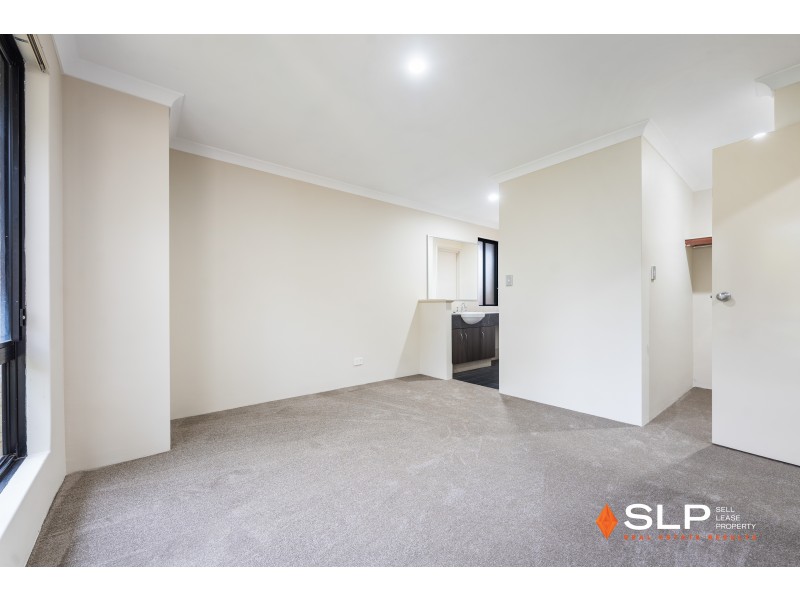 28 Nambi Parkway, Banksia Grove WA 6031