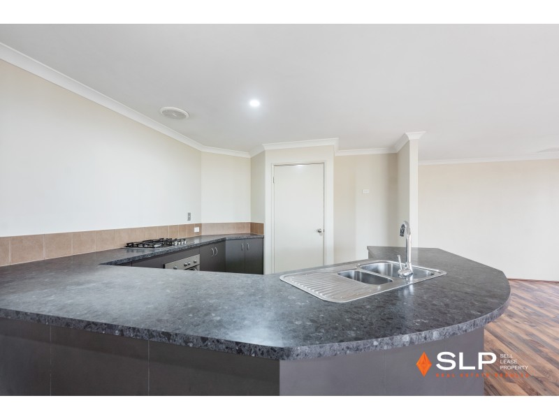 28 Nambi Parkway, Banksia Grove WA 6031