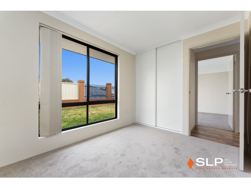 28 Nambi Parkway, Banksia Grove WA 6031