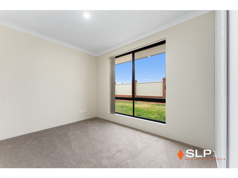 28 Nambi Parkway, Banksia Grove WA 6031