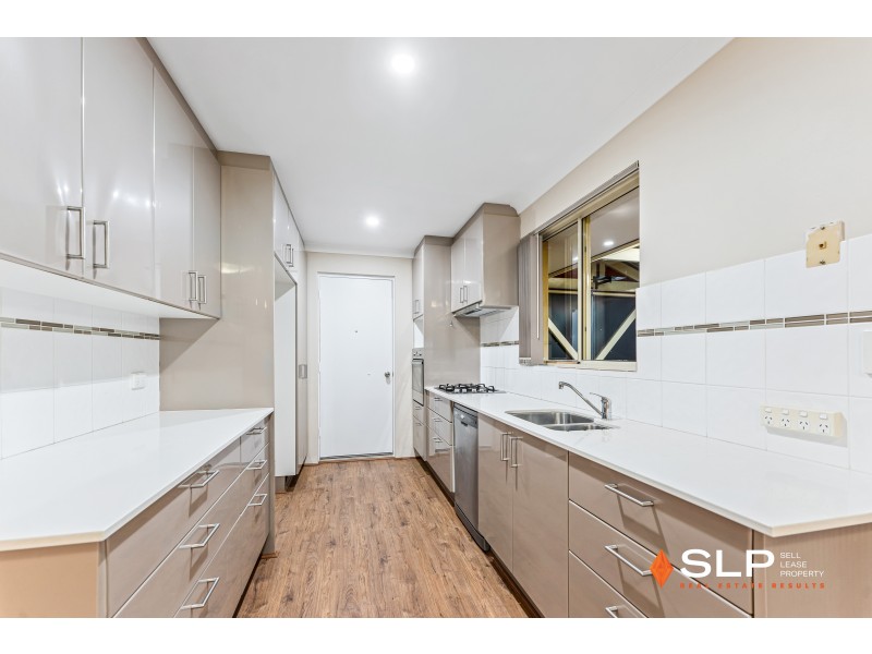 18 Canopy Court, Banksia Grove WA 6031