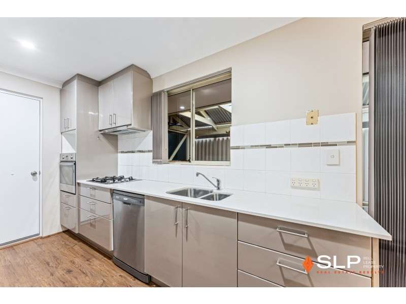 18 Canopy Court, Banksia Grove WA 6031