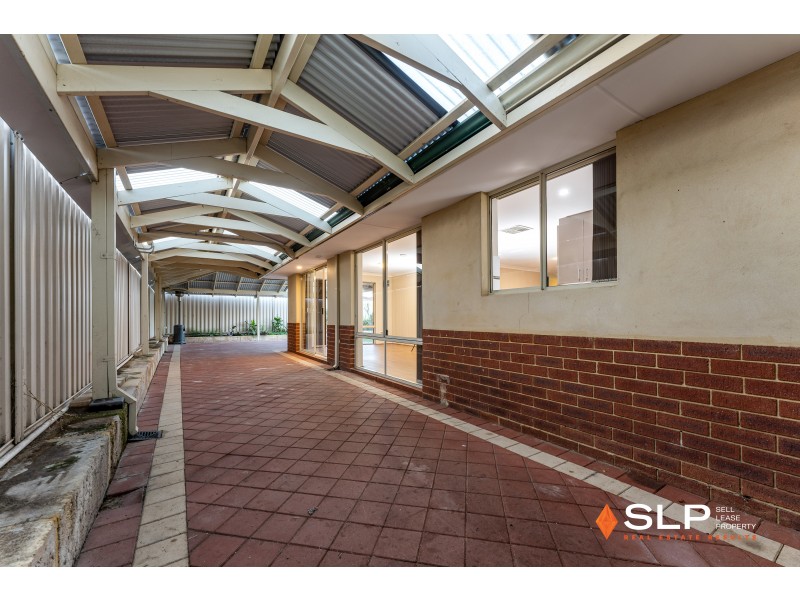 18 Canopy Court, Banksia Grove WA 6031