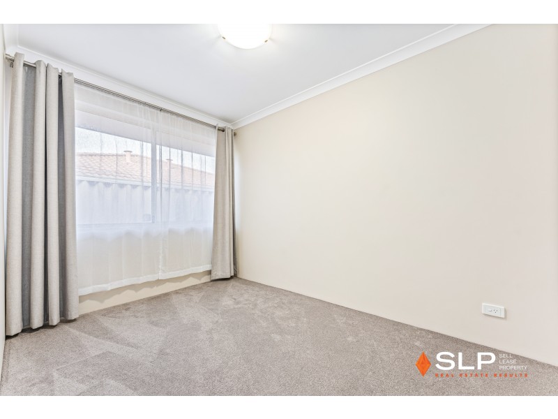 18 Canopy Court, Banksia Grove WA 6031