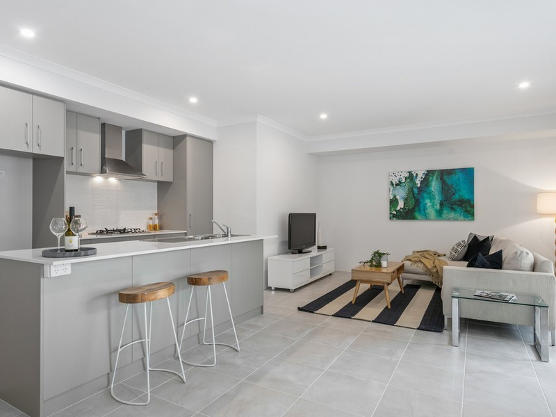 67 Grand Paradiso Parade, Merriwa WA 6030