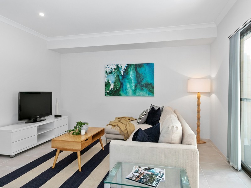 67 Grand Paradiso Parade, Merriwa WA 6030