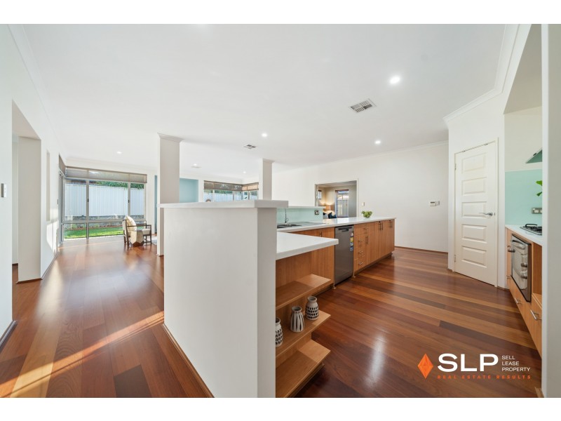 74 Sundowner Meander, Banksia Grove WA 6031