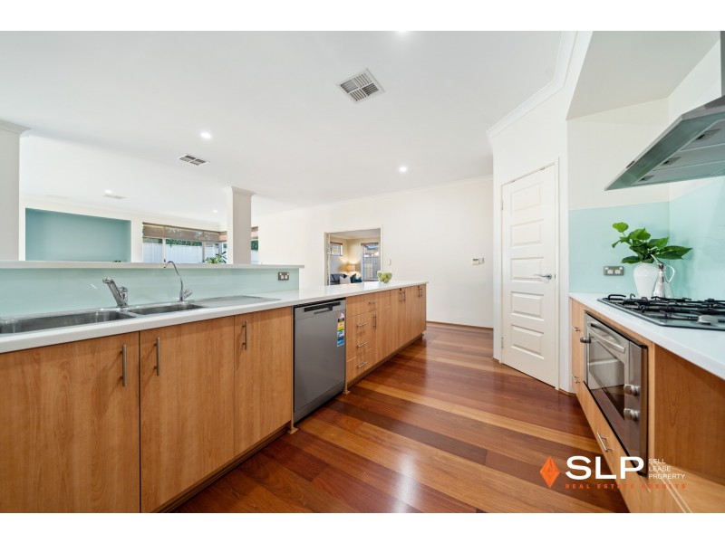 74 Sundowner Meander, Banksia Grove WA 6031