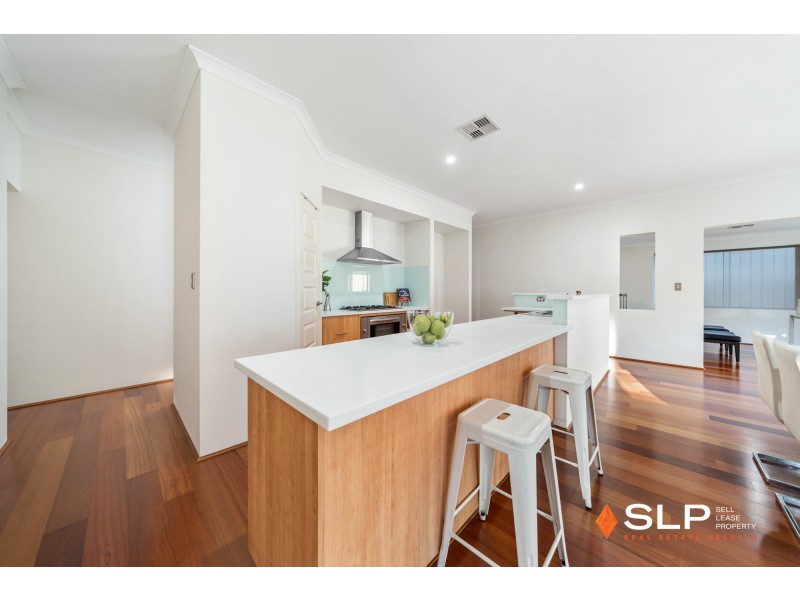 74 Sundowner Meander, Banksia Grove WA 6031