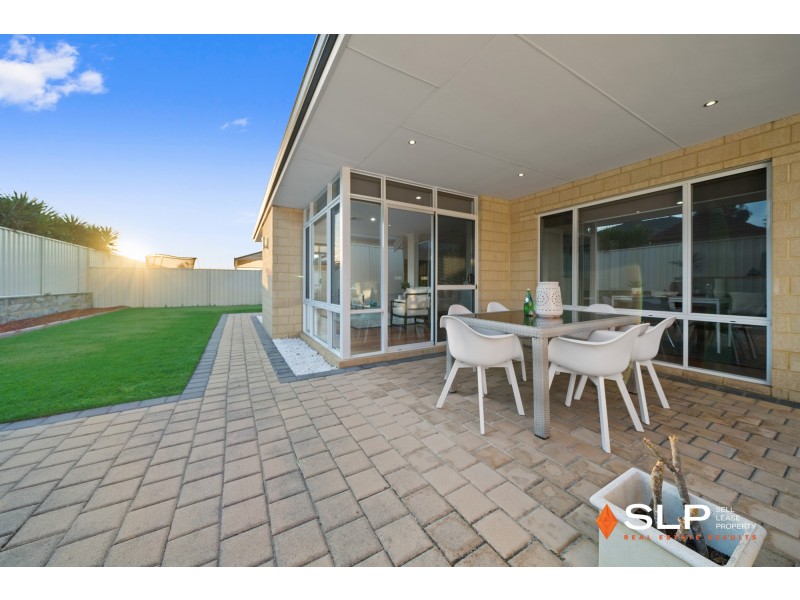 74 Sundowner Meander, Banksia Grove WA 6031