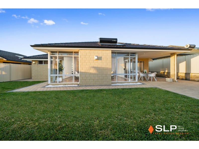 74 Sundowner Meander, Banksia Grove WA 6031