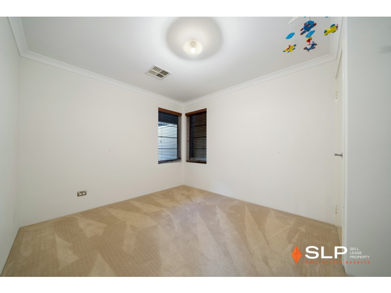 74 Sundowner Meander, Banksia Grove WA 6031