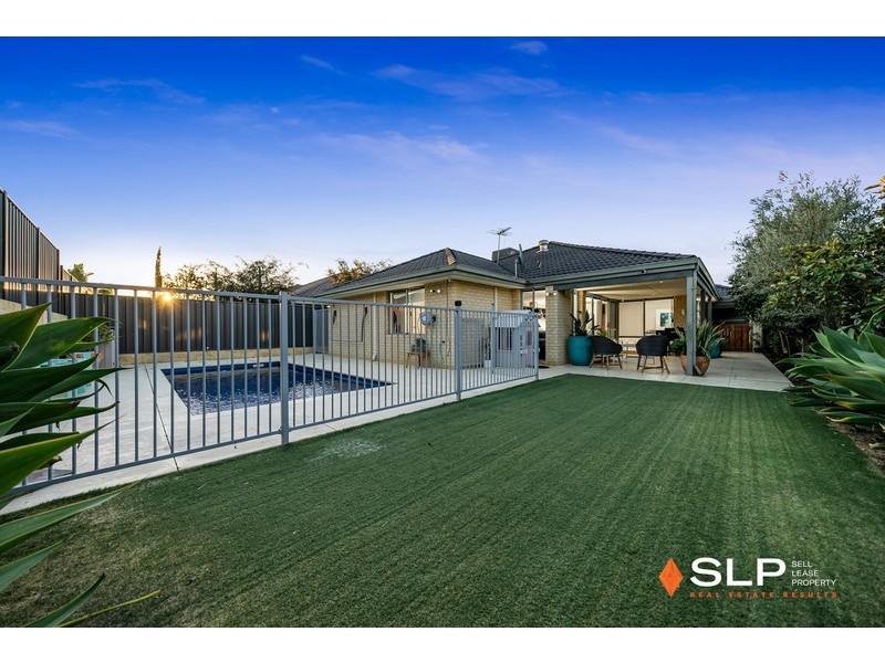 9 Leschenault Loop, Banksia Grove WA 6031