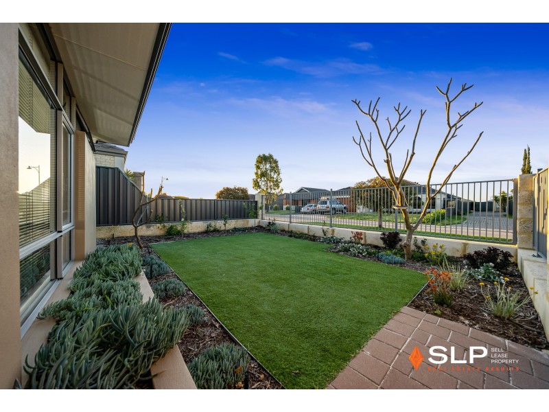 9 Leschenault Loop, Banksia Grove WA 6031