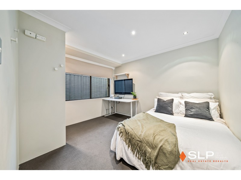 9 Leschenault Loop, Banksia Grove WA 6031