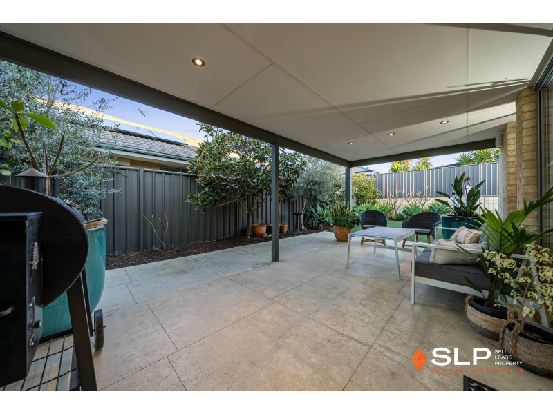 9 Leschenault Loop, Banksia Grove WA 6031