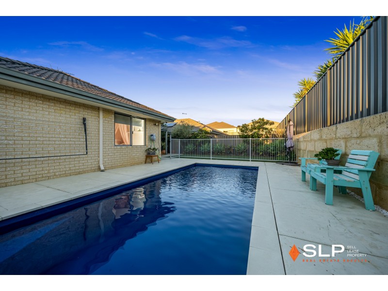 9 Leschenault Loop, Banksia Grove WA 6031