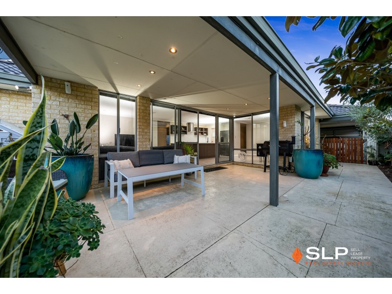 9 Leschenault Loop, Banksia Grove WA 6031