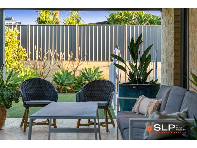 9 Leschenault Loop, Banksia Grove WA 6031