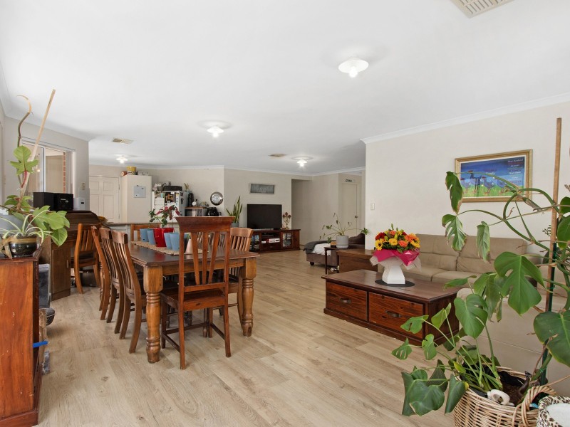 13 Charlton Way, Bertram WA 6167