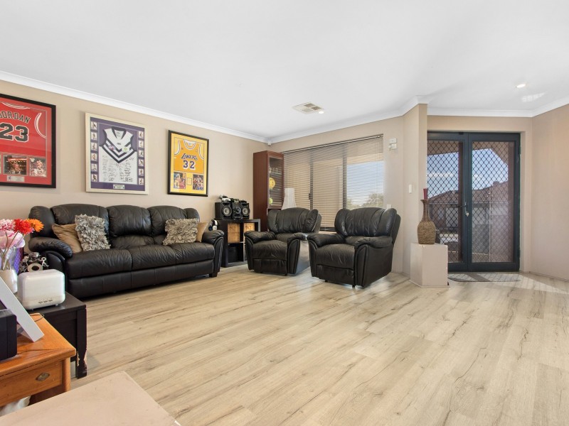 15 McCallum Parkway, Bertram WA 6167