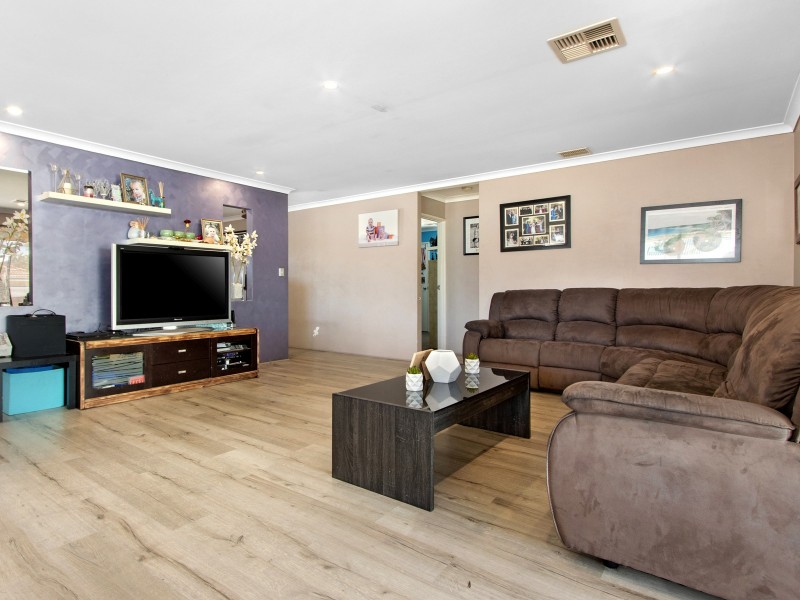 15 McCallum Parkway, Bertram WA 6167