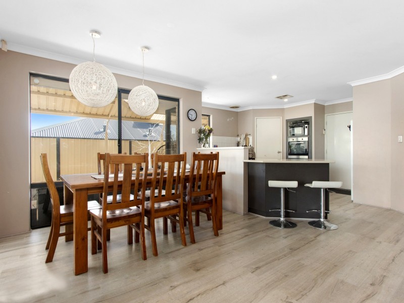 15 McCallum Parkway, Bertram WA 6167